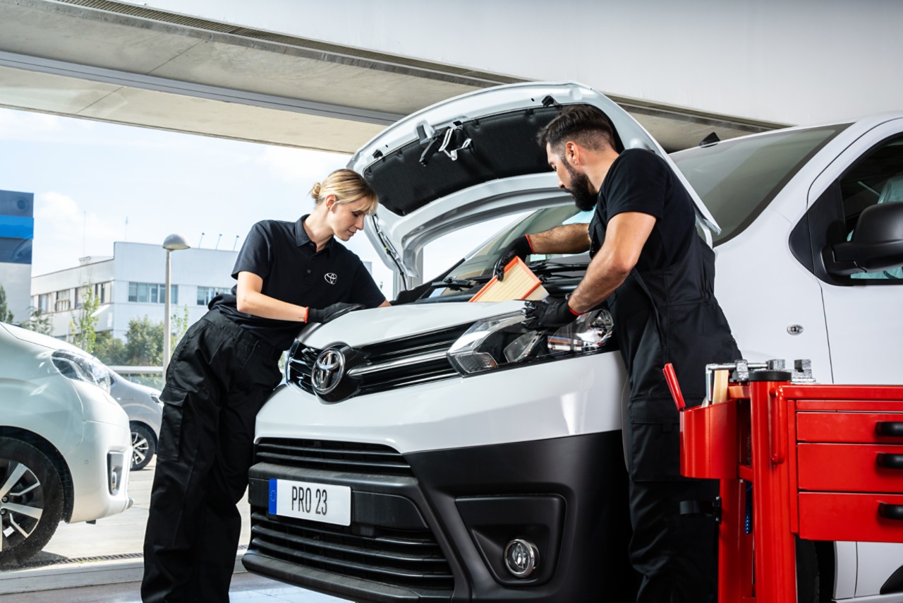 Toyota Professional - all for business | Toyota Cyprus